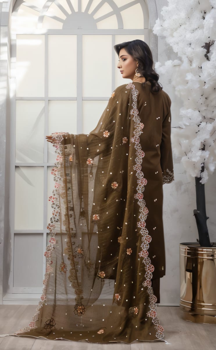 Joolie Luxury Lawn 02 – Eid Collection 2026