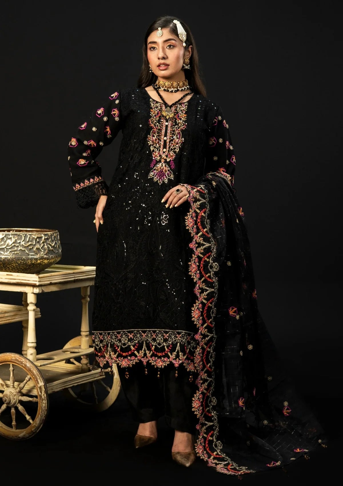 Zainab Fazlani – Hand Embellished Chiffon 3 Piece Suit