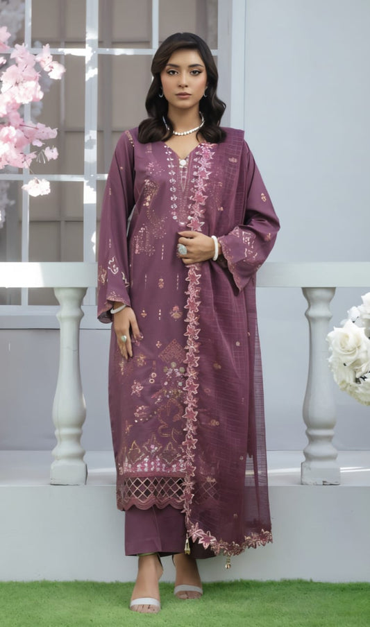 Joolie Luxury Lawn 04 – Eid Collection 2026