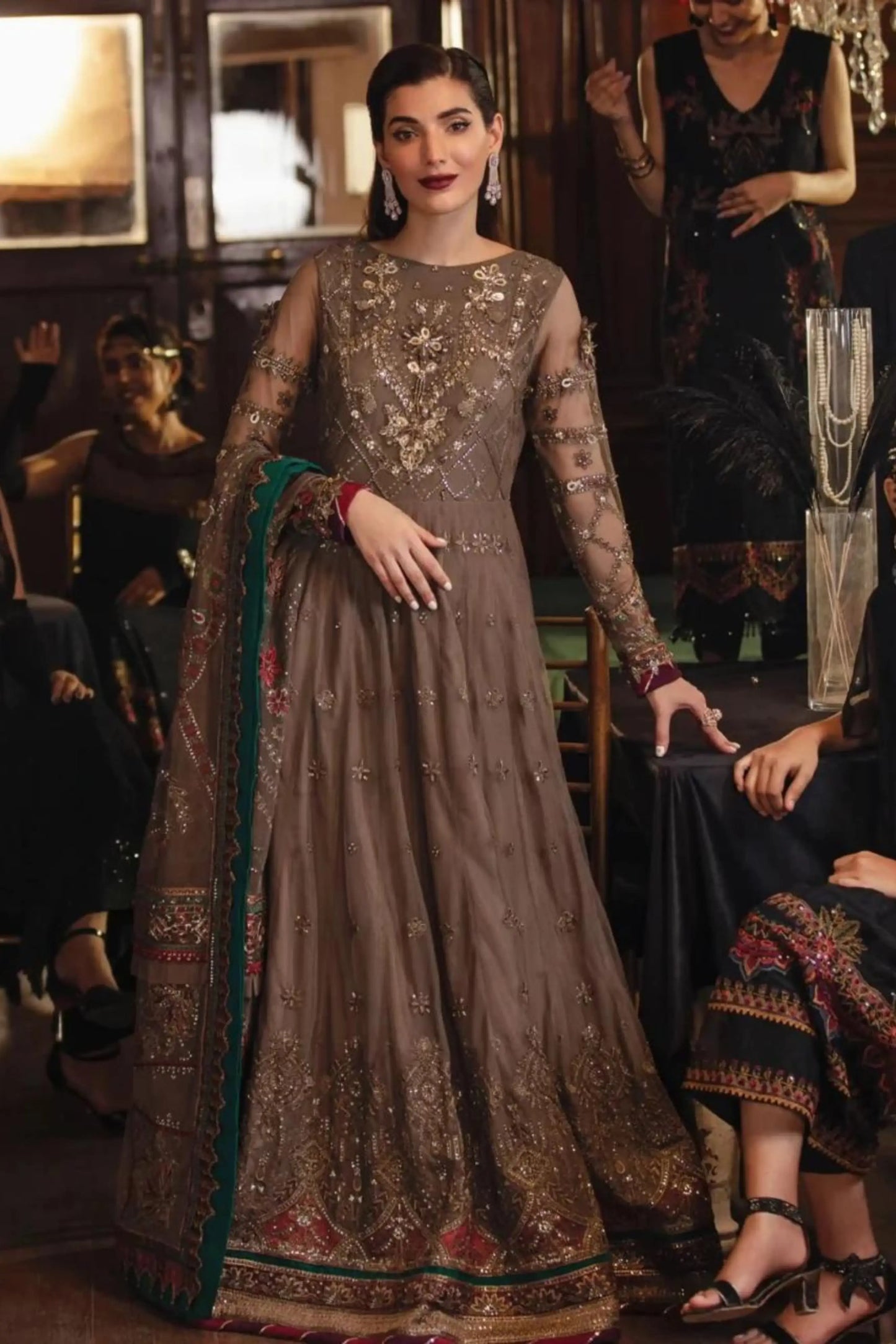 Iznik – IRC-05 Sabaism | LaRoyale Luxury Edit 2022