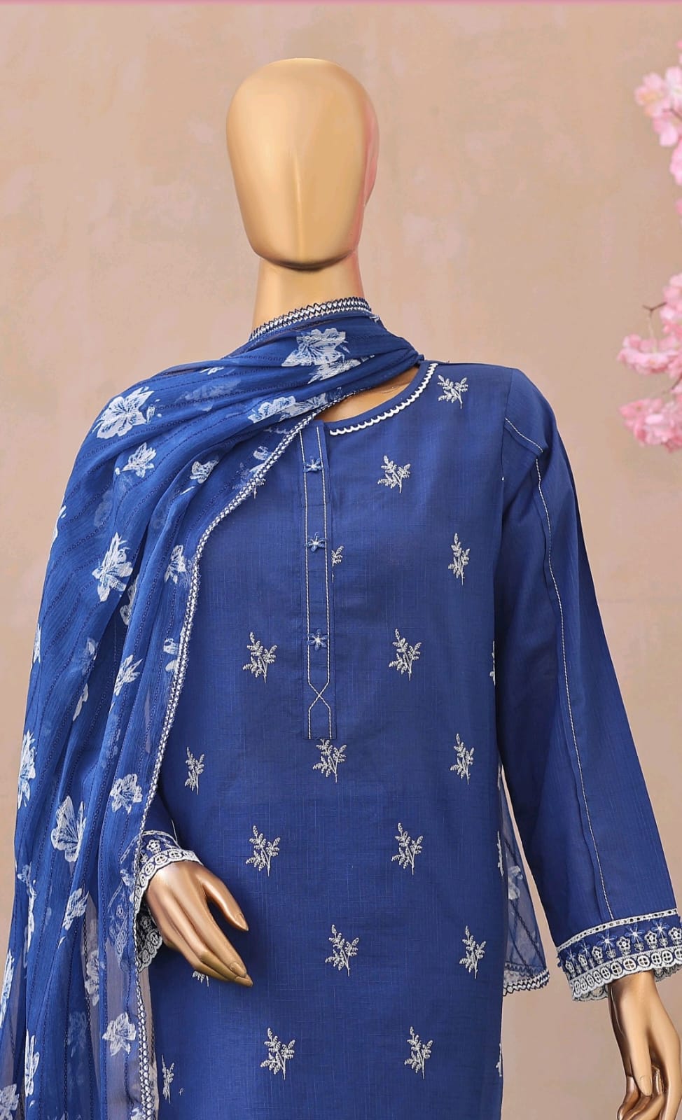 3d Floral Embroidery Lawn -08